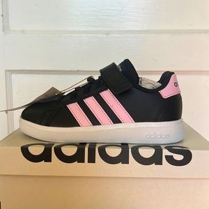 Adidas Grand Court Court Elastic Lace and Top Strap Shoes